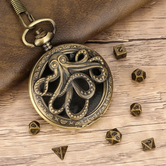 Cthulhu Pocket Watch Case with 7pcs Metal Dice set